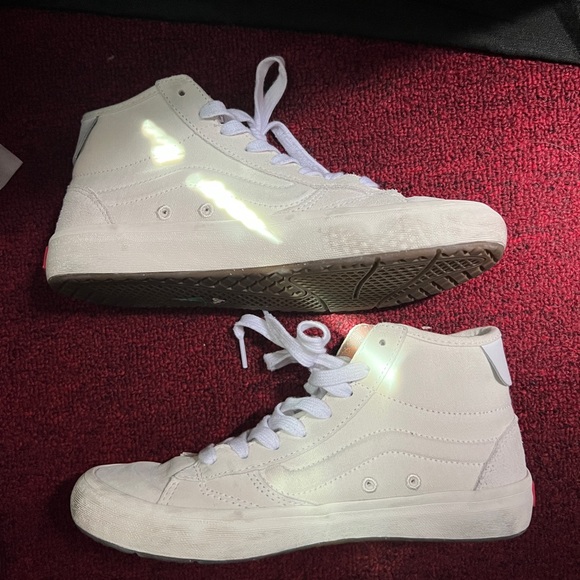 Vans Lizzie’s Shoes - Picture 9 of 11